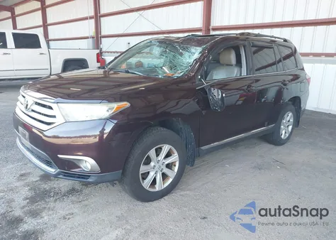 2013 Toyota Highlander Plus/Se z USA, uszkodzony, nr VIN 5TDBK3EH3DS220674